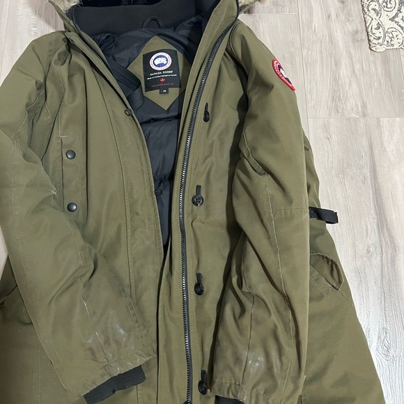 Canada goose jacket-army green, Women’s size large. - Picture 3 of 9